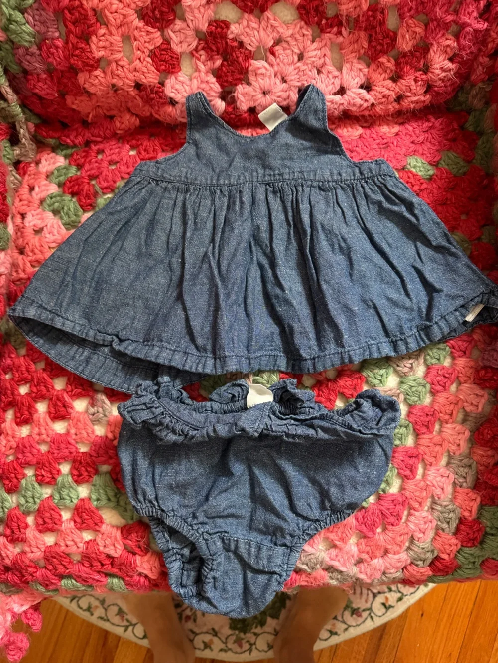 2000s babygap Girls' Skirt and Bloomers Set